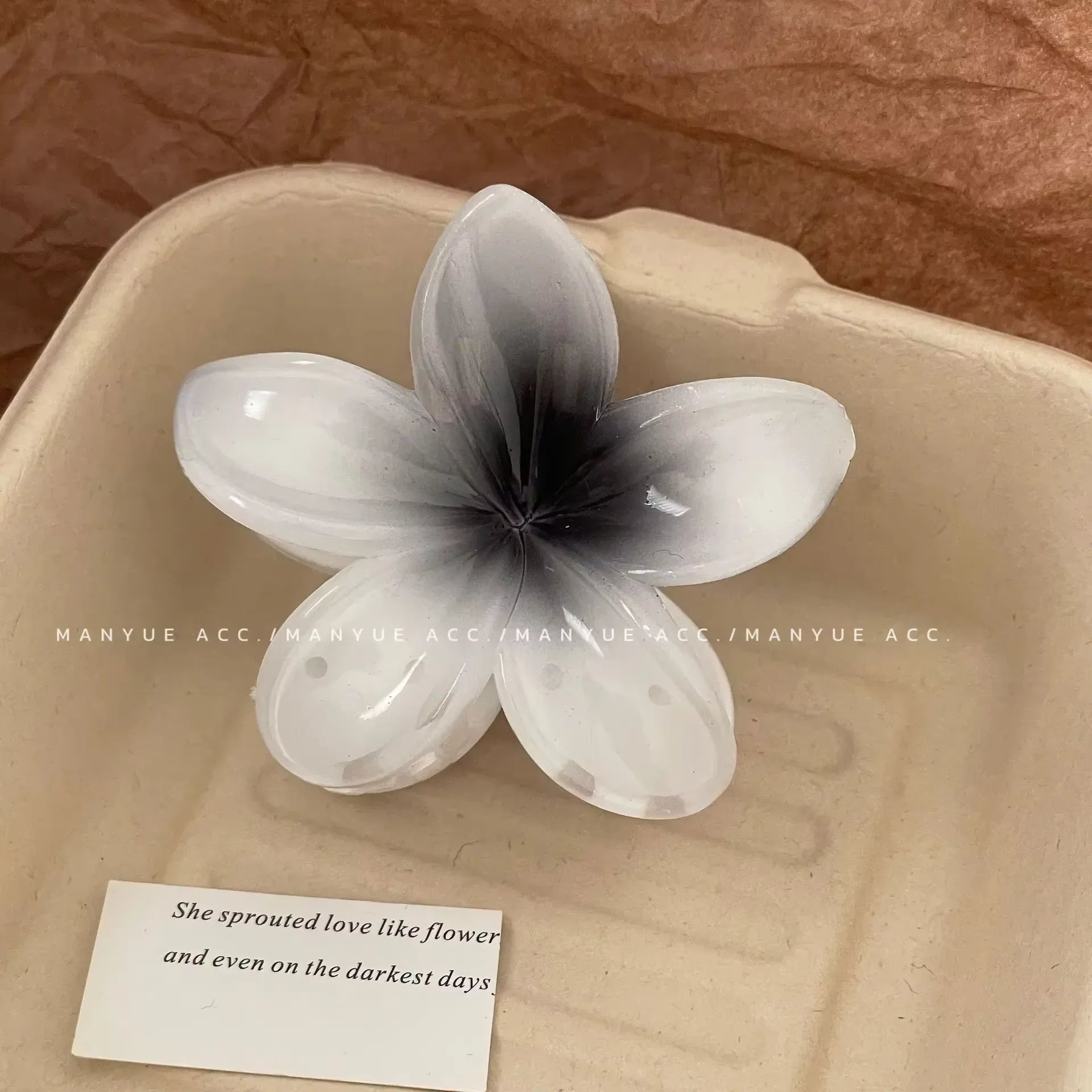 Plumeria Hair Clips Flower Hair Claw Clip Trendy HairClips Korean Hair Accessories For Girls