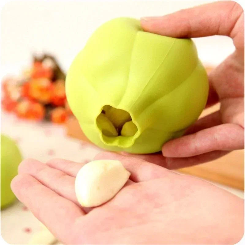 Silicone Garlic Peeler Garlic Skin Remover Easy Quick To Peel Garlic Cloves Roller Peeling Funny Kitchen Gadgets Kithchen Tools