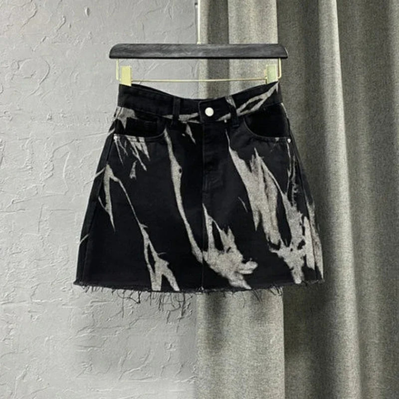 DAILOU Spring and Summer New Korean Spicy Girl Irregular Tie Dyeing High Waist Straight A-line Hairy Denim Wrapped Hip Shorts