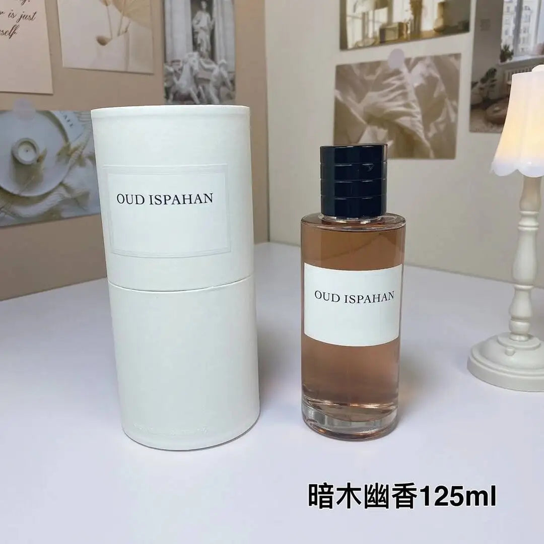 100/125Ml Unisex Brand Perfume Floral Herbal Notes Featuring A Mysterious Elegant And Rich Fragrance For Social Occasions