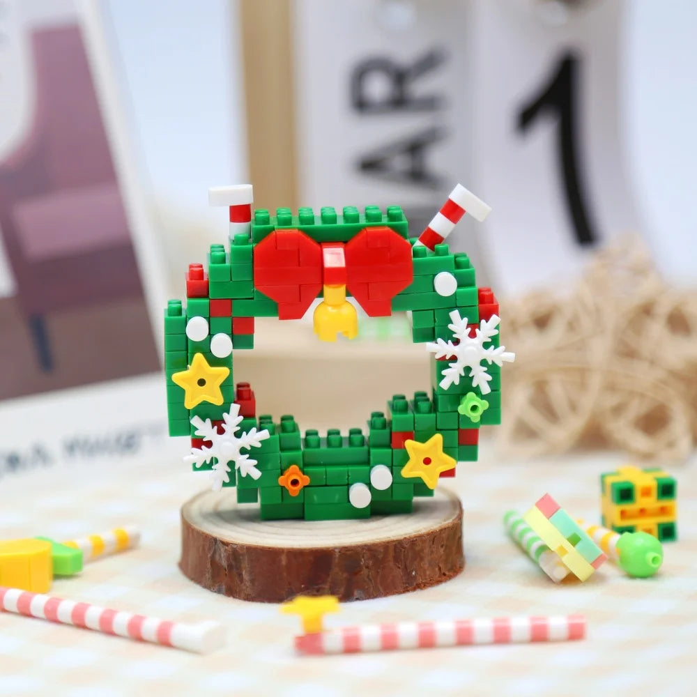 Christmas Building Blocks Set Santa's Workshop Building Santa Sleigh DIY Reindeer Sleigh Christmas Hat Educational for Kids Gift