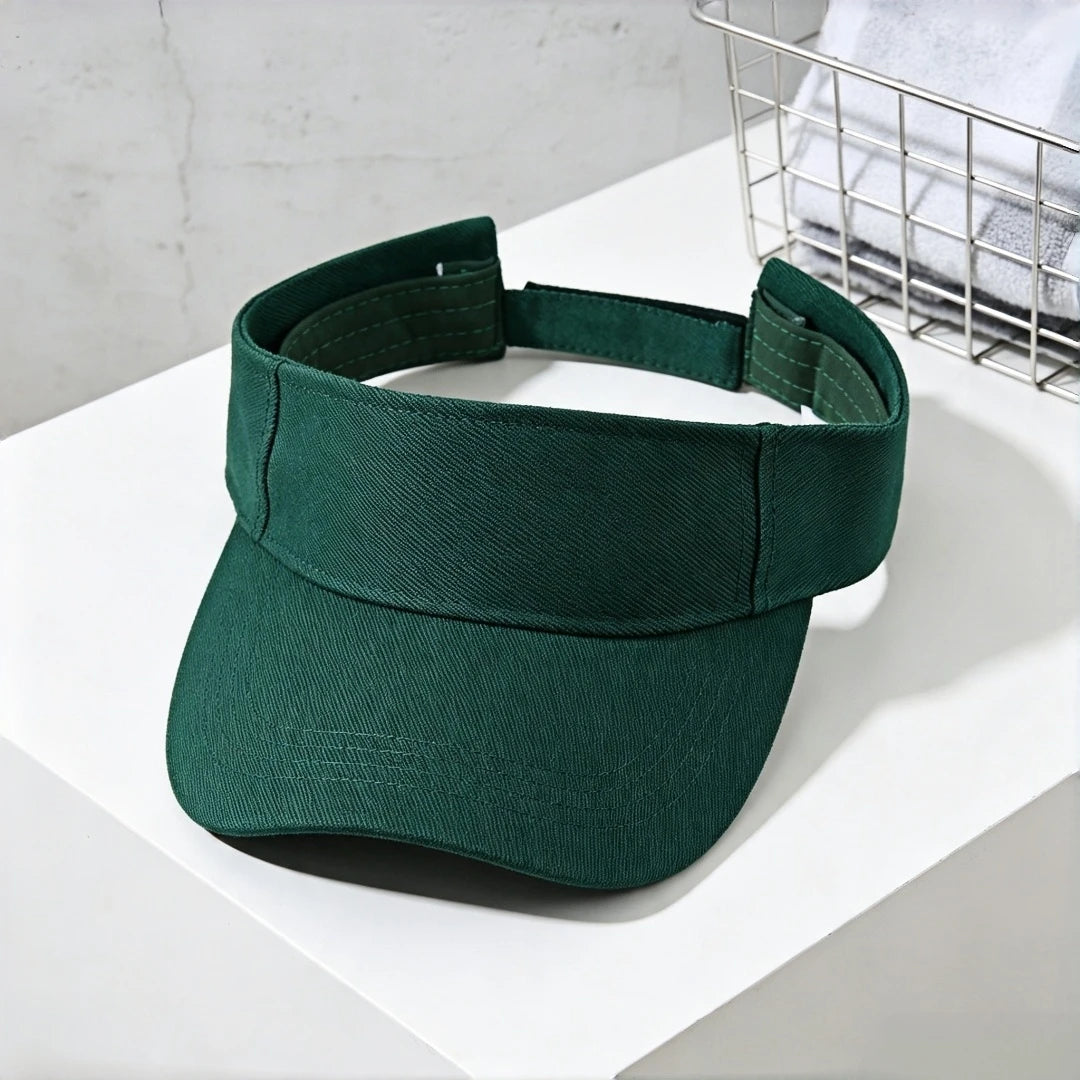 Solid-color brimless sun hat with adjustable snap fasteners. Sporty sun hat suitable for both men and women. Lightweight basebal
