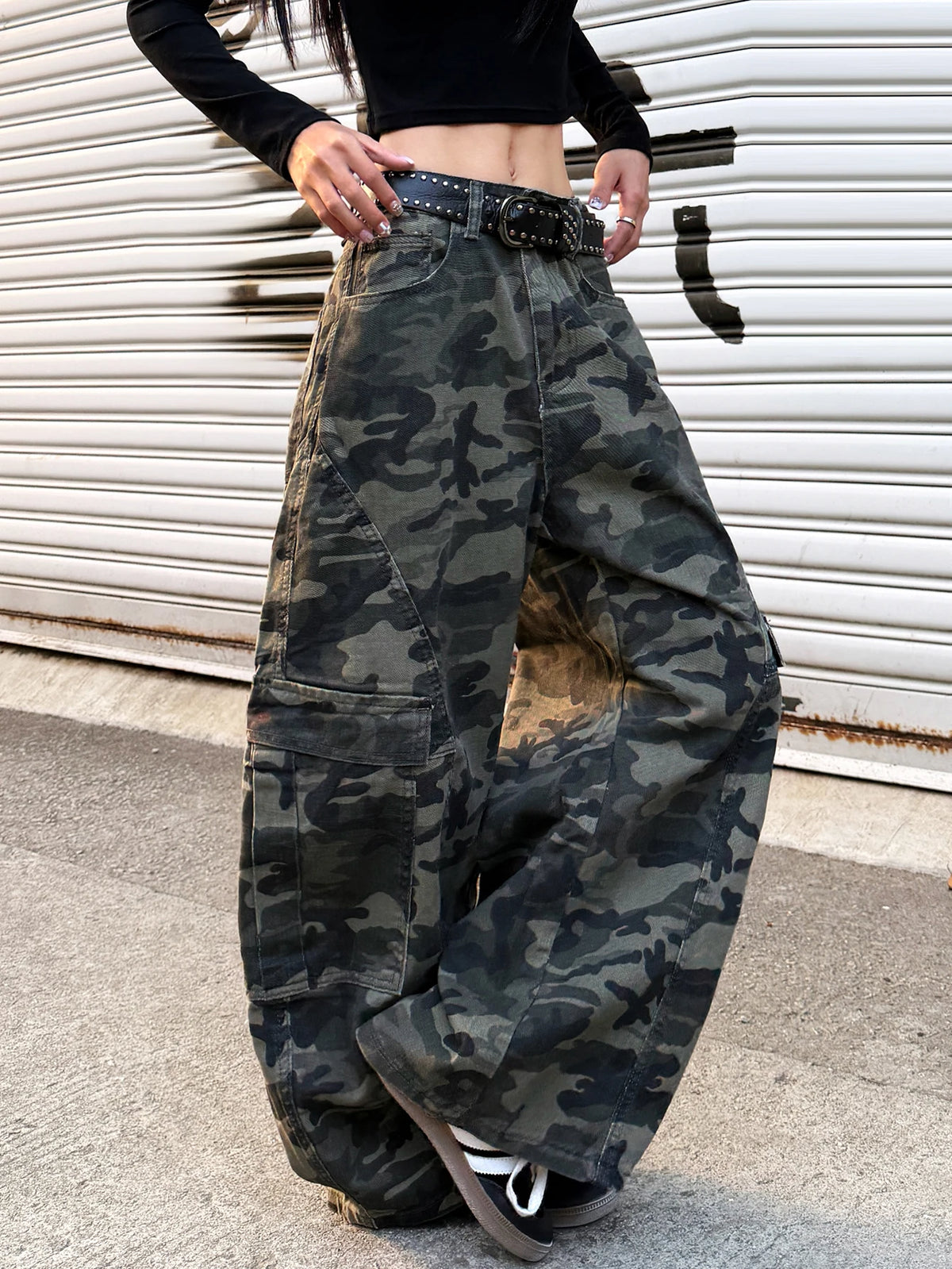 Ladies 2026 Spring Autumn High Waist Loose Wide Leg Y2K Cargo Pants Camo Print Side Big Pocket Stiff Fabric Streetwear Pants