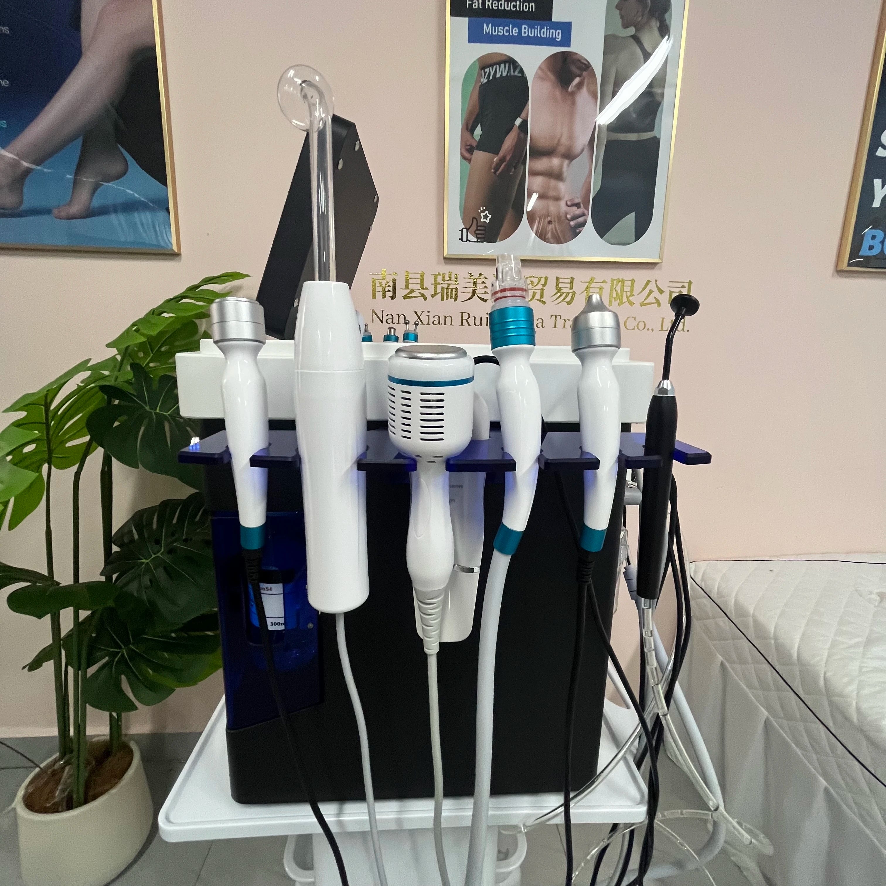 14 in 1 Hydro Beauty Skin Care Master Machine Deep Cleaning Blackhead Removal Skin Firming Brightening Shrink Pores Device