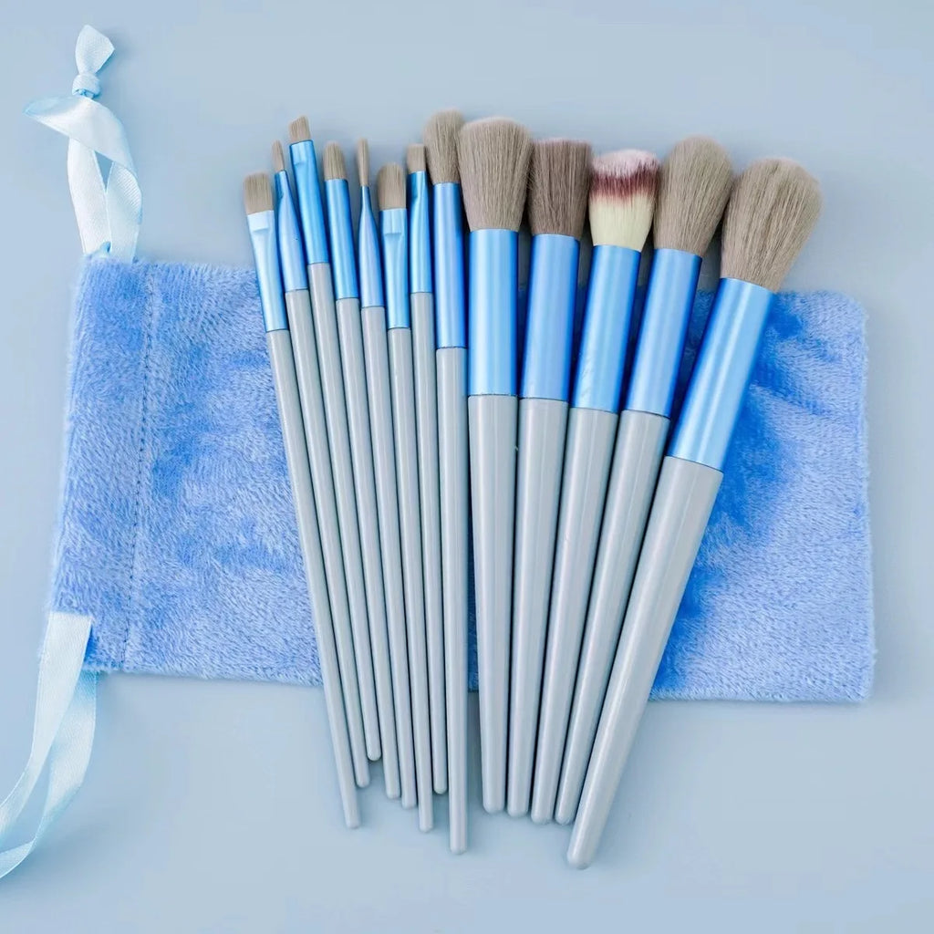 Makeup Brush Set 13Pcs for Beginners Velvet Drawstring Storage Bag Portable Travel Use For Powder Foundation Eyeshadow Blush