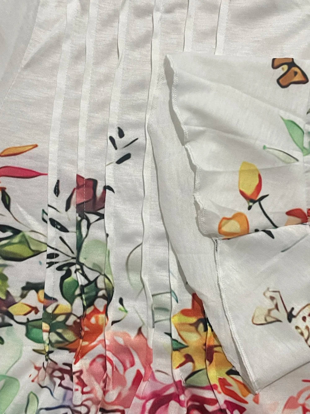 Women's V-Neck Short Sleeve Summer New Button T-Shirt Street Trend Flower Print Women's Loose Casual V-Neck Button T-Shirt