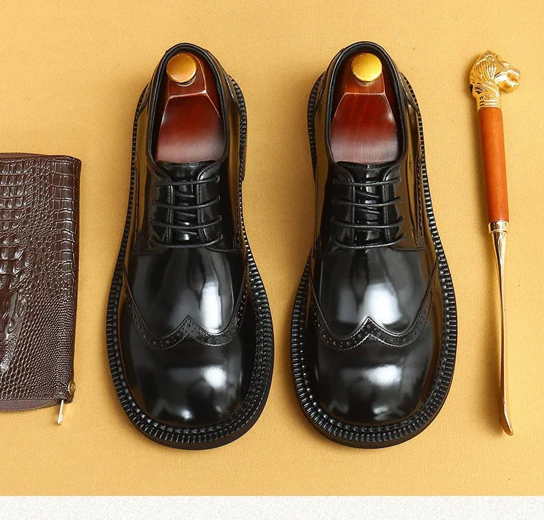 Retro Mens Dress Brogues Shoes Luxury Genuine Leather Round Toe Handmade Fashion Flat Autumn Black Wedding Social Shoes Man 2025