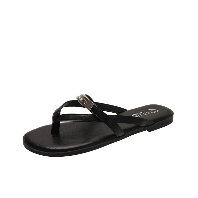 2026 New Fashion Casual Slip-On Flat Bottom Sandals with Lock Buckle for Beach Vacation Women Breathable Comfortable PU Leather