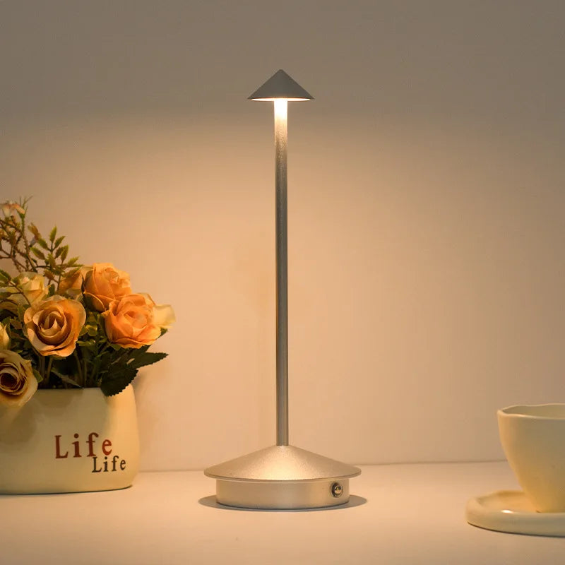 Creative Dining Touch Led Hotel Bar Coffee Pina pro Table Lamp Rechargeable Table Lamp Lampada Da Tavolo Decorative Desk Lamp