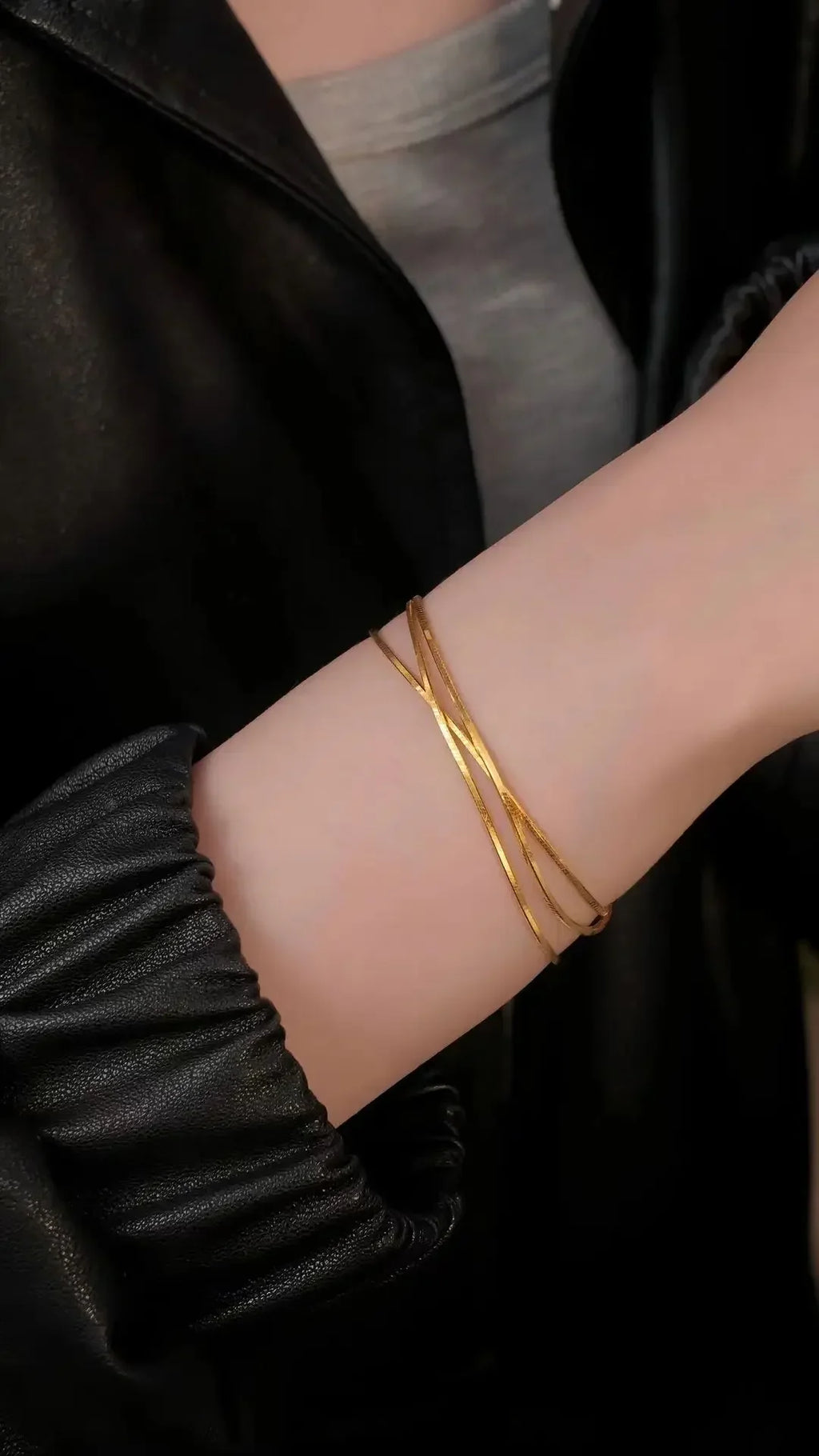 24K 9999 Pure Gold Yellow Gold Snake Bone Chain Necklace, Simple Design for Temperament - enhancing Clavicle Look