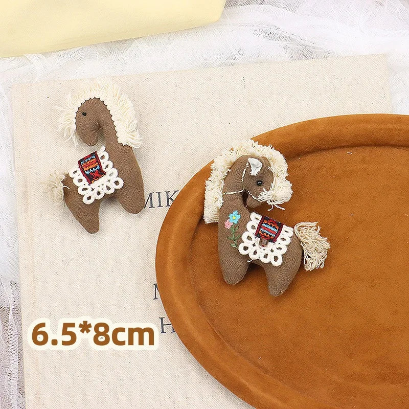 Adorable Pink Plaid Horse Brooch 3D Stuffed Fabric Embroidered Pony Pin for Girls Hair Clip Bag Charm Kawaii Animal Gift