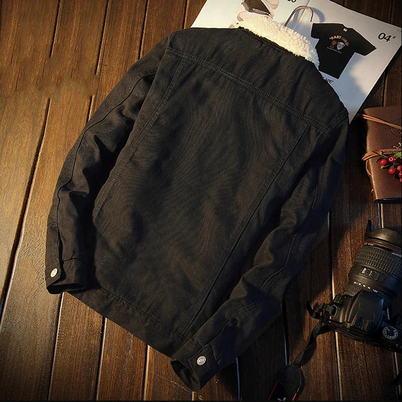 Winter Korean Fashion Men's Warm Denim Jacket Plush Lining Denim Coat Male Thicken Fleece Stylish Pockets Buttons Jean Outerwear