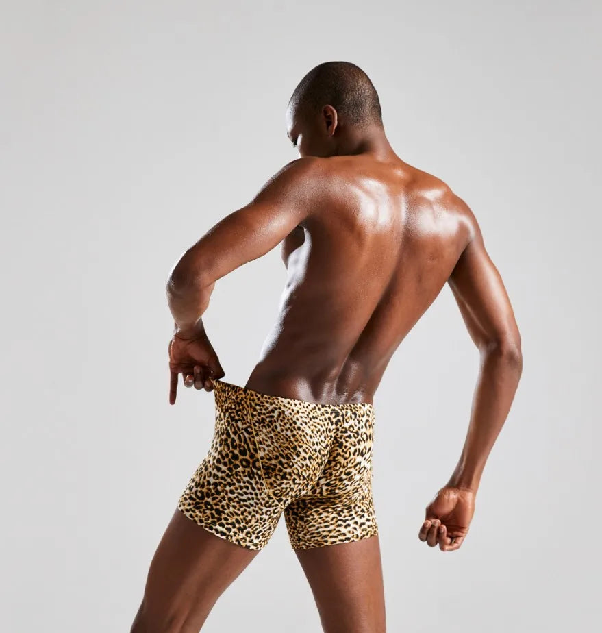 Sexy Wild Leopard Print Slim Fit Men's Casual Shorts Beach Vacation Quick Drying Swim Shorts Home Men's Shorts Pajama Pants Gym