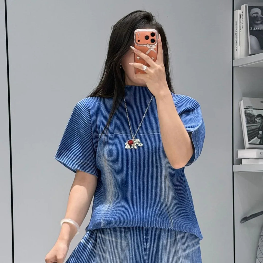 Miyake Pleated Faux Denim Two-Piece Set: Short-Sleeved Top and Loose-Fitting Wide-Leg Casual Pants