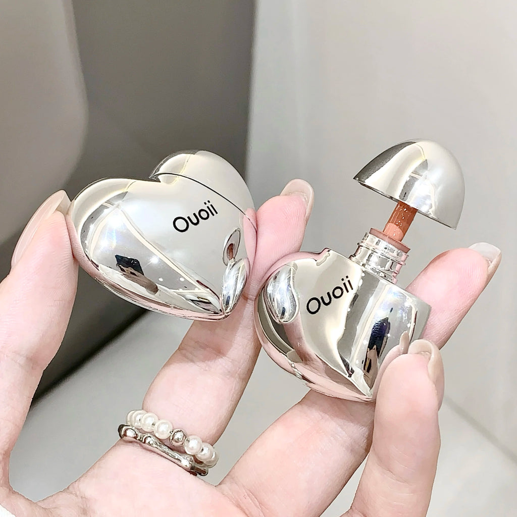 Beautiful Heart Shape Matte Liquid Blush Highly Pigmented Lightweight Long Wear Smooth Cute Silver Mutil-use Blush for Cheeks