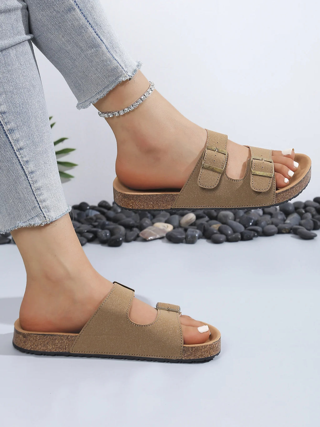 2026 Slippers for Women Cork Beach Sandals Outdoor Clogs with Adjustable Buckle Women Shoes Platform Slippers Flats Slides Women