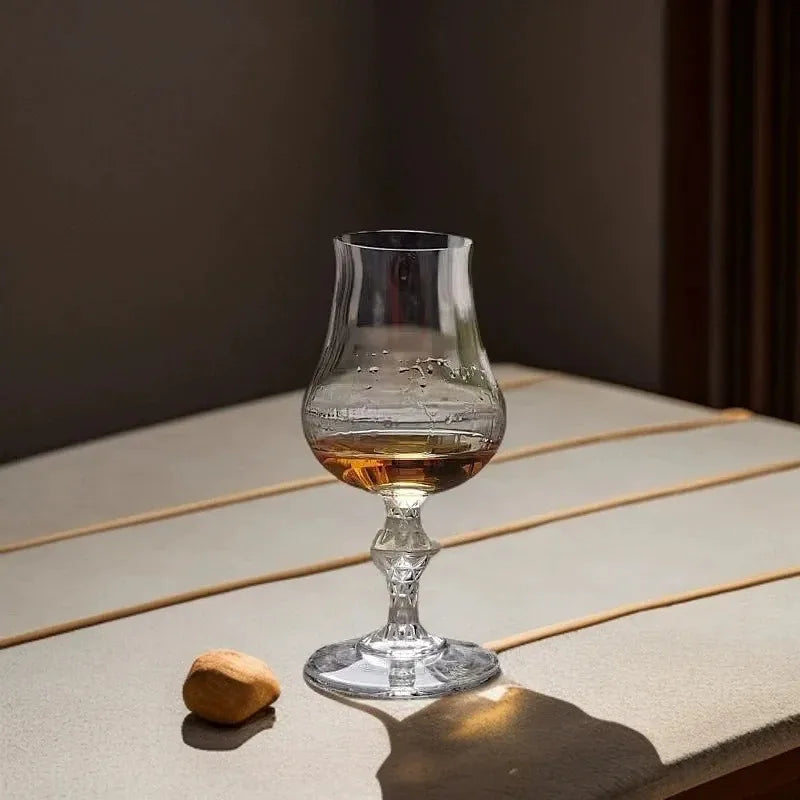 1pcs Whiskey Glass  Luxury Snifter Tasting Tumbler for Bourbon Scotch Cognac Elegant Clear Wine Glasses for Bar & Home Gift