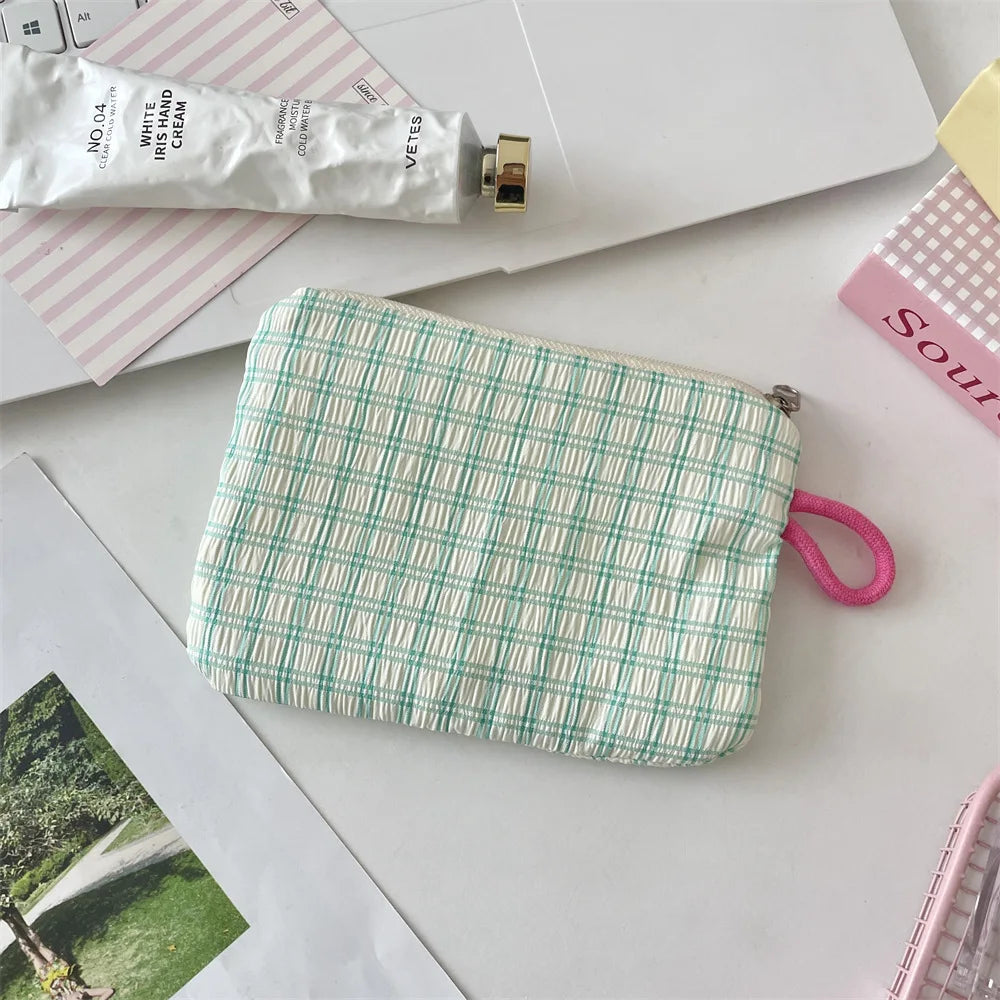 women's Coin Purses Korean Floral Countryside Style Sweet Kawaii Coin Purses Portable Lipstick ID Key Storage Bag Cosmetic Bag