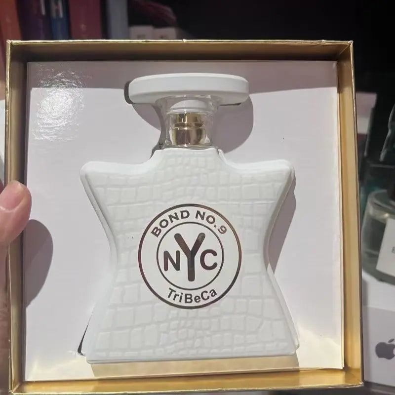 TriBeCa white white, versatile, milk scented perfume, cocoa, hazelnut, caramel, delicious, woody fragrance, high grade, neutral fragrance for the minority, suitable for the whole scene of commuting, dating and gathering, the