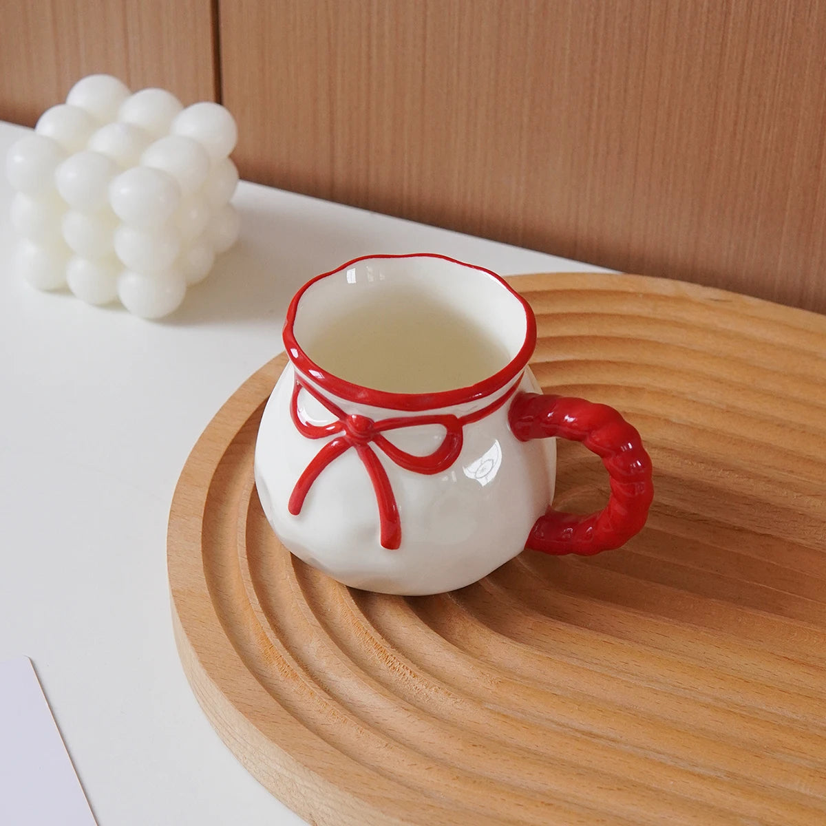 1Pc Ceramic Cup with Bowknot Design, Small Capacity Coffee Cup with Bowknot Handle, Household Daily Drinking Cup, Suitable for Afternoon Tea and Black Tea, Suitable for Espresso Cups in Restaurants and Cafes, Gift for Giving