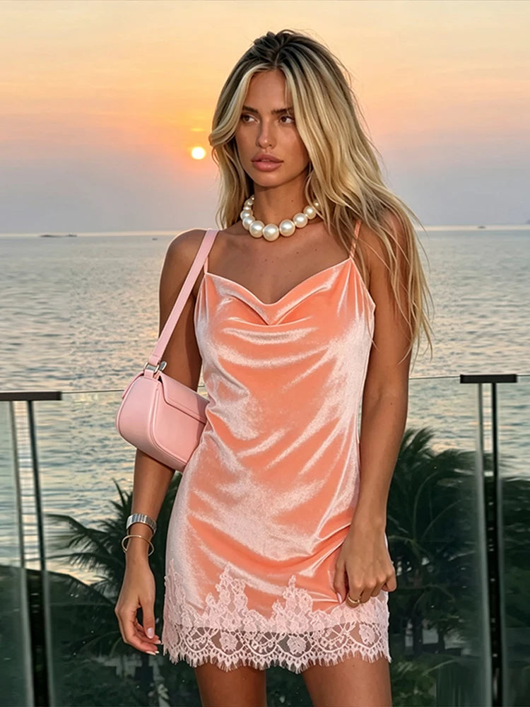 Y2K Velvet Lace Splicing Shorts Women Elastic Waist Contrast Pink Lace Trim Summer Loose Mini Pants Beach Vacation Wear Clothes