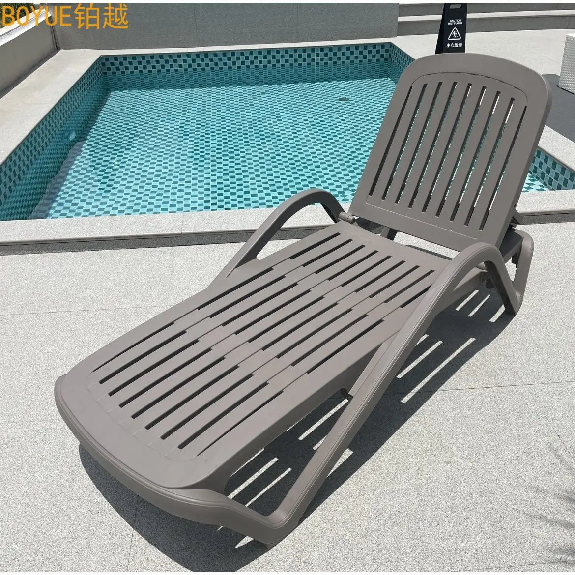 Outdoor Pool Chaise Lounges Hot Spring Hammam Bathroom Plastic Leisure Beds Beach Amusement Park Hotel Lounges