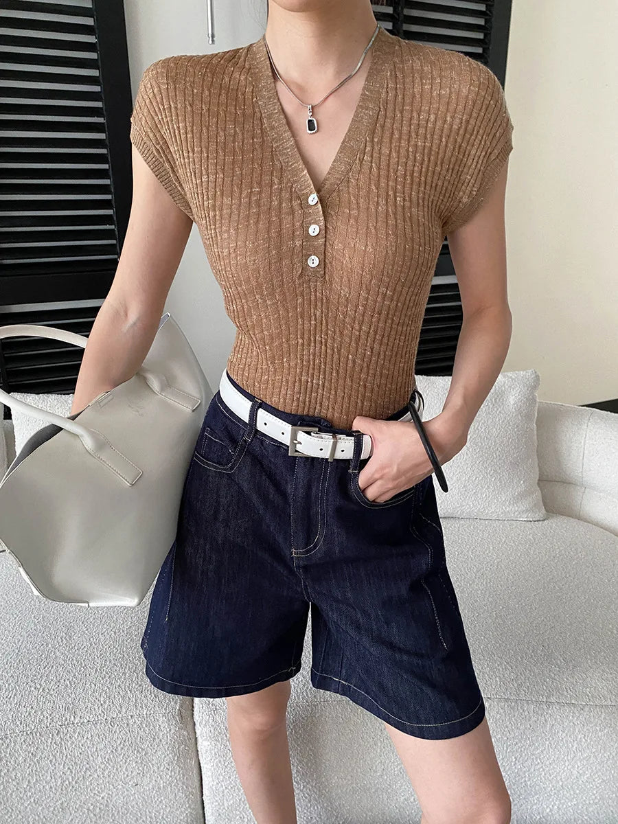 Summer women's casual solid color bright stitching wide leg denim shorts