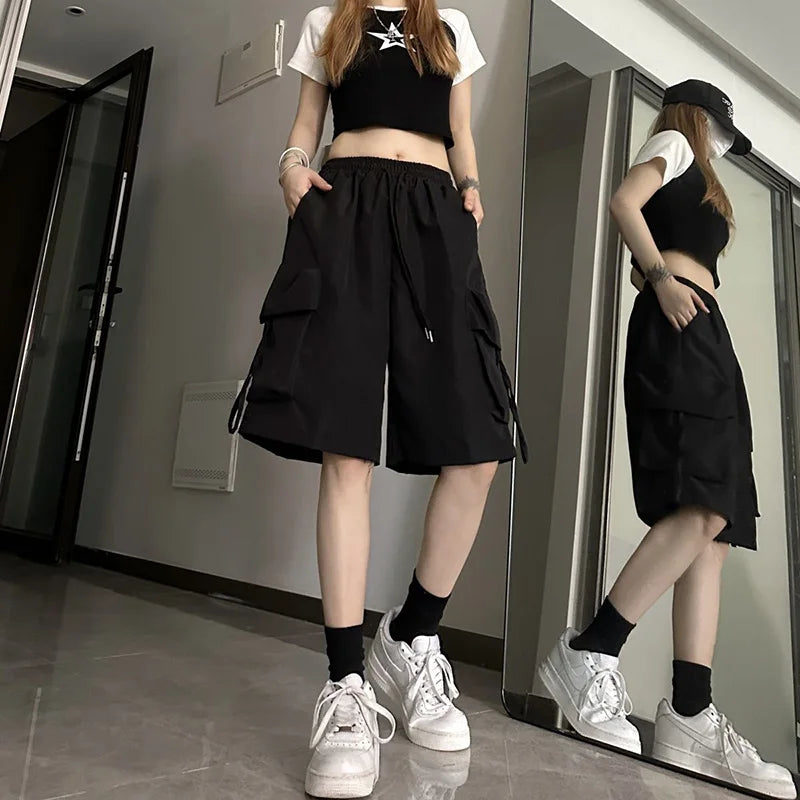 Women Casual Cargo Shorts High Waisted Loose Wide Leg Shorts Large Pockets Fashion Street Hip-hop Breathable Thin Summer Shorts