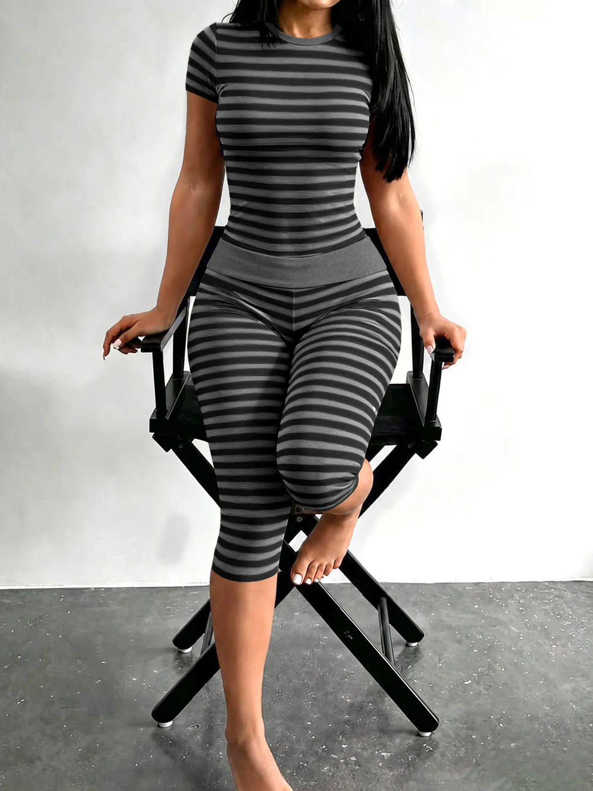 Stylish Lady Striped Two Piece Set Women Short Sleeve Top And Capri Leggings Bodycon Casual Home Workout Loungewear Fitness Suit
