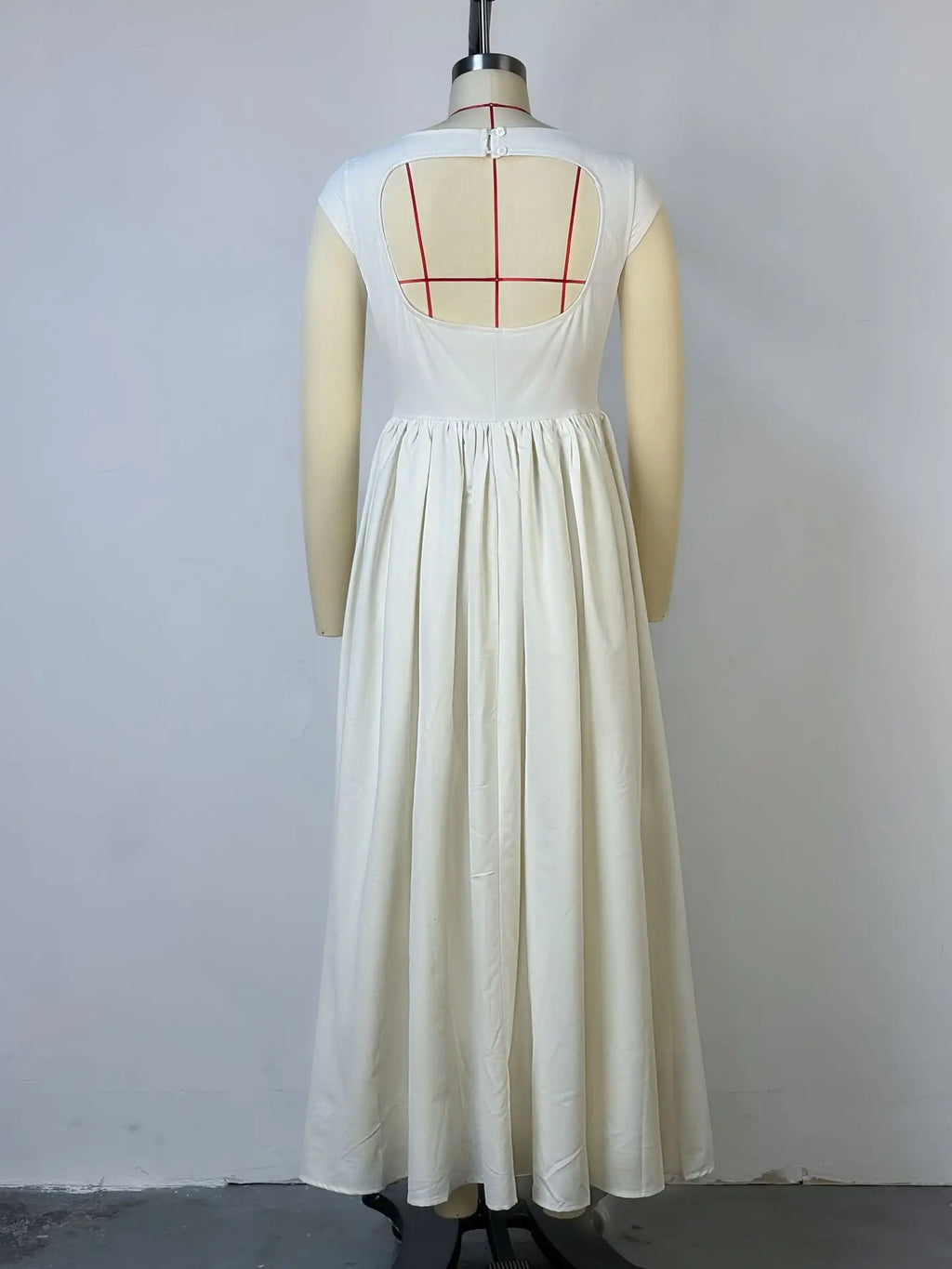 2026 Autumn New Style Elegant Backless and Waist-Slimming Mid-Length Dress