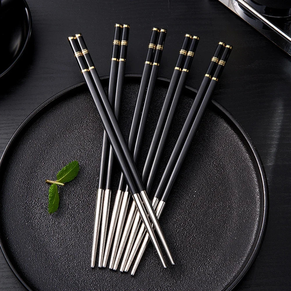 2-8 Pairs Alloy Chopstick Reusable Non-slip Sushi Food Chop Sticks Chopsticks Metal Chinese Chop Stick Tableware Kitchen Gadgets