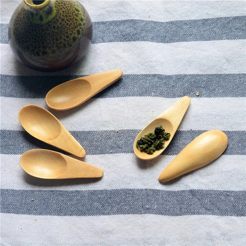 5pcs Wood Mini Tea Spoon Condiment Scoop Flatware Coffee Tea Small Mini Sugar Spoon Coffee Spoon Kitchen Gadgets 5Pcs 7X2.5Cm