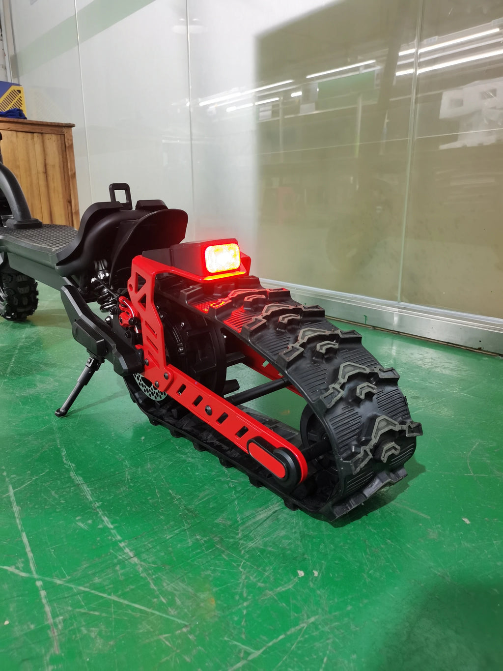 3-in-1(All-Terrain mode+Road mode+Ski mode) Snow Scooter 2000W 48V20Ah Snow Sled E-Scooter Sleigh Wheel Electric Scooter