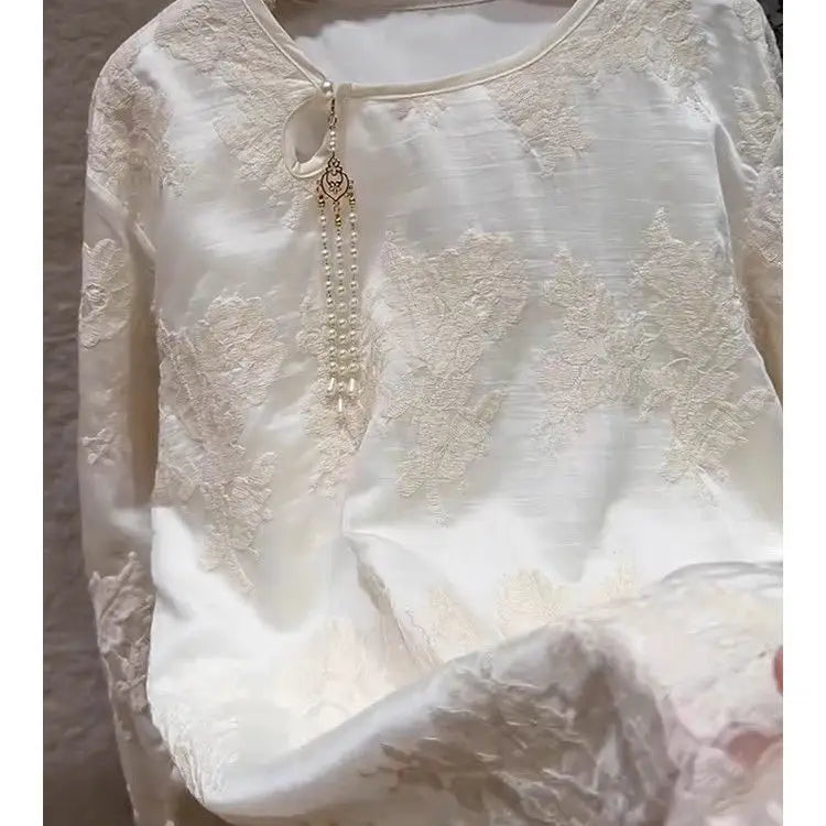 New Chinese Style Embroidered Lace Blouse Loose Women's Top Spring 2025 New Arrival Tassel Chinese Style Shirt