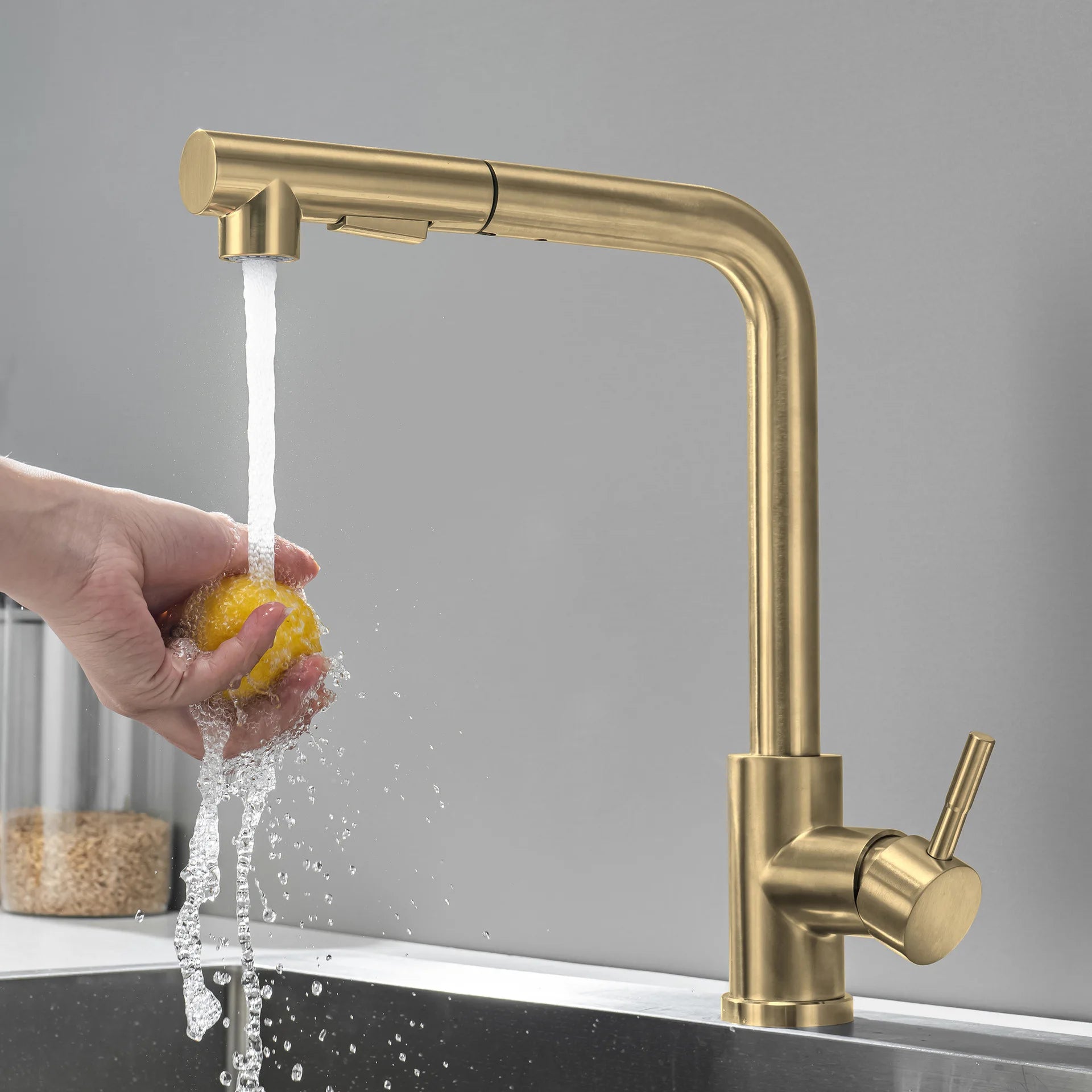 Stainless Steel Kitchen Sink Faucet Pull Out Sprayer Hot Cold Water Mixer Tap Deck Mounted Single Hole Modern Kitchen Tap