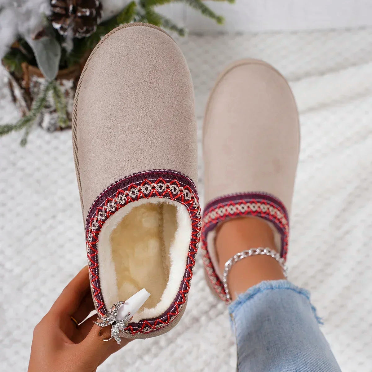 Winter 2024 New Cashmere Warm Thick Sole Heelless Covered Half Mop Cashmere Warm Uggs