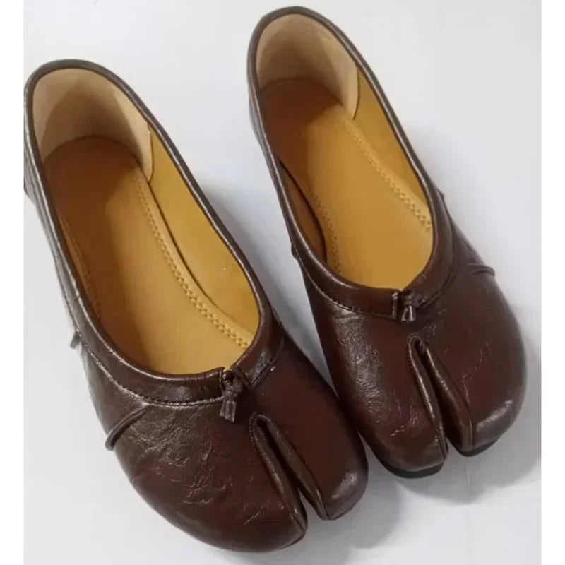 Split Toe Women Ballet Flats Fashion Tabi Shoes Casual Slip-on Loafers Ladies Pleated  Leather Espadrilles Zapatillas Mujer