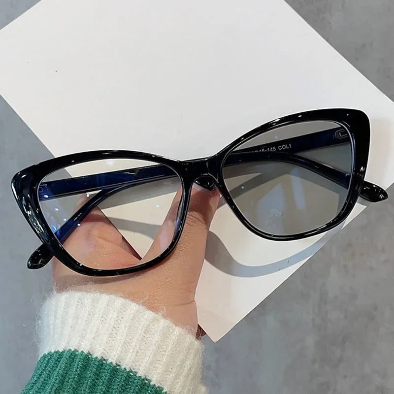 New Trendy Photochromic Glasses Men Women Fashionable Cat Eye Myopia Glasses Vintage Retro Minus Diopter Eyewear 0-1.0-4.0