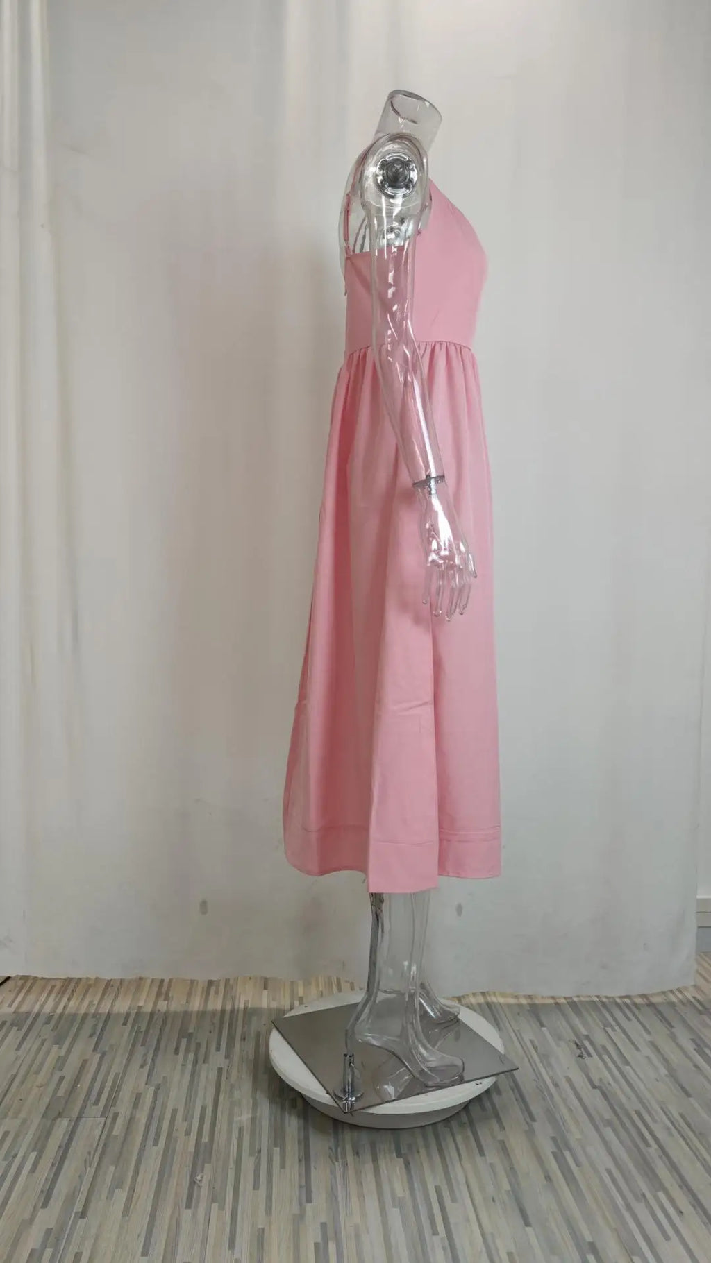 Women's Fashionable Dress 2025 New Summer Solid Color U-neck Waist-fitted Tank Dress Sexy Pleated Waist-length Sleeveless Dress