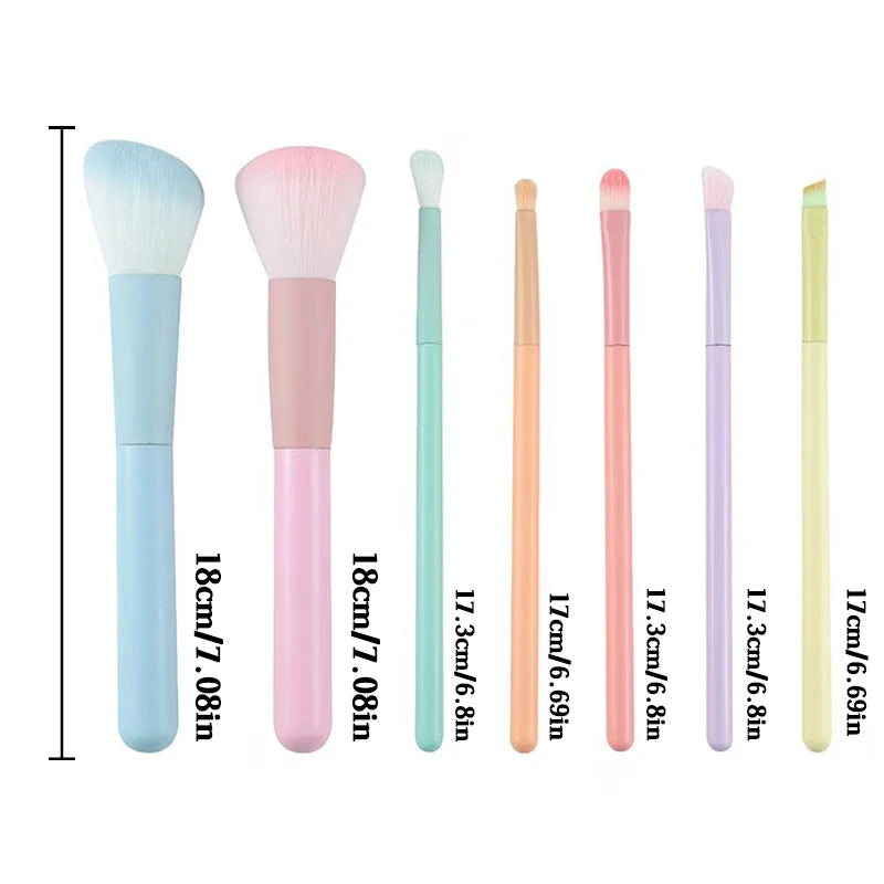 A full set of makeup tools including 7 colored makeup brushes, loose powder, contouring, eyeshadow, eyebrow brushes, etc