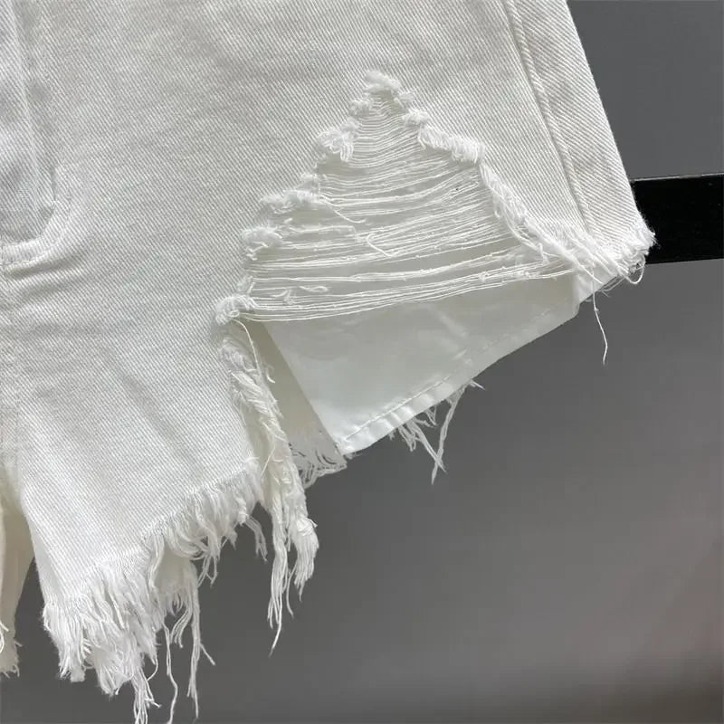 Women's Slim and Low Waist A-line Hairy Wide-leg Hot Girl Ripped Denim Shorts