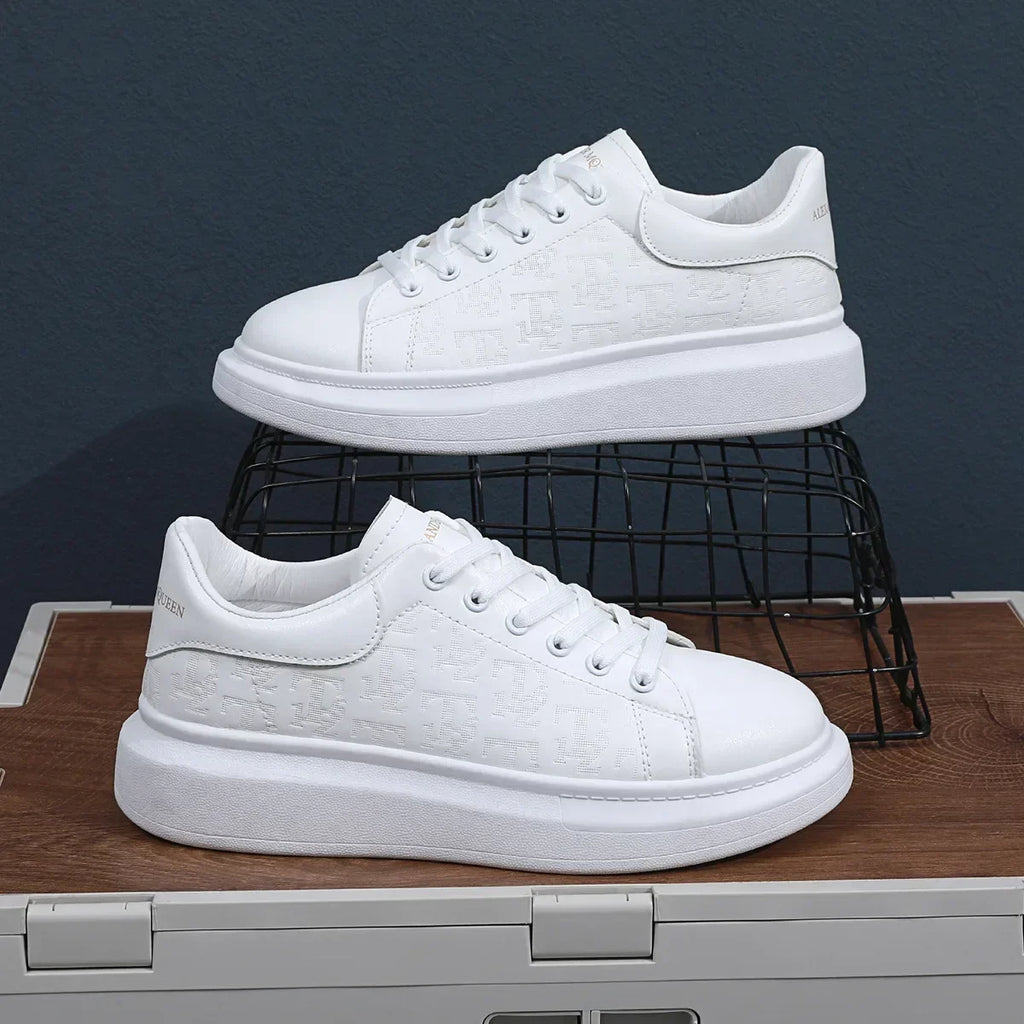 2026 Men's Casual Shoes Spring and Autumn Flat-soled Casual Leather Shoes Sports Shoes Black and White Men's Thick-soled Shoes