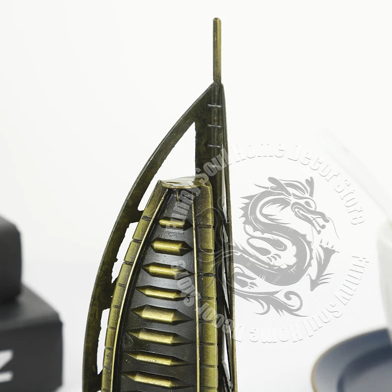 Metal Burj Al Arab Dubai Luxury Iconic Hotel Model Sail-Shaped Landmark Replica Elegant Home Office Desk Decor Souvenir Gift