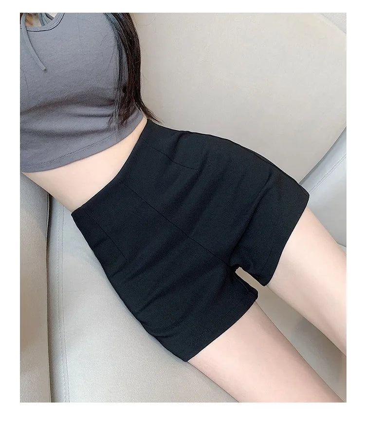 White shorts for women in summer, tight fit, high waist, slimming and anti glare, A-line hot pants for outerwear
