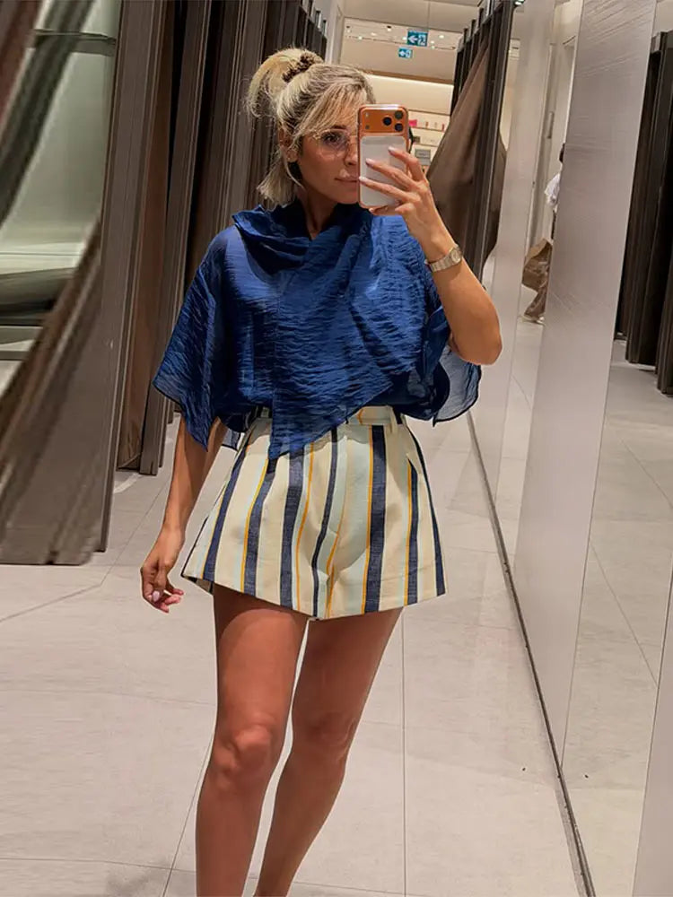 Chic Striped Women's Shorts Loose Mid-Waist Button Pocket Lady Short Pants 2026 Summer Autumn Fashion Female Street Bottoms