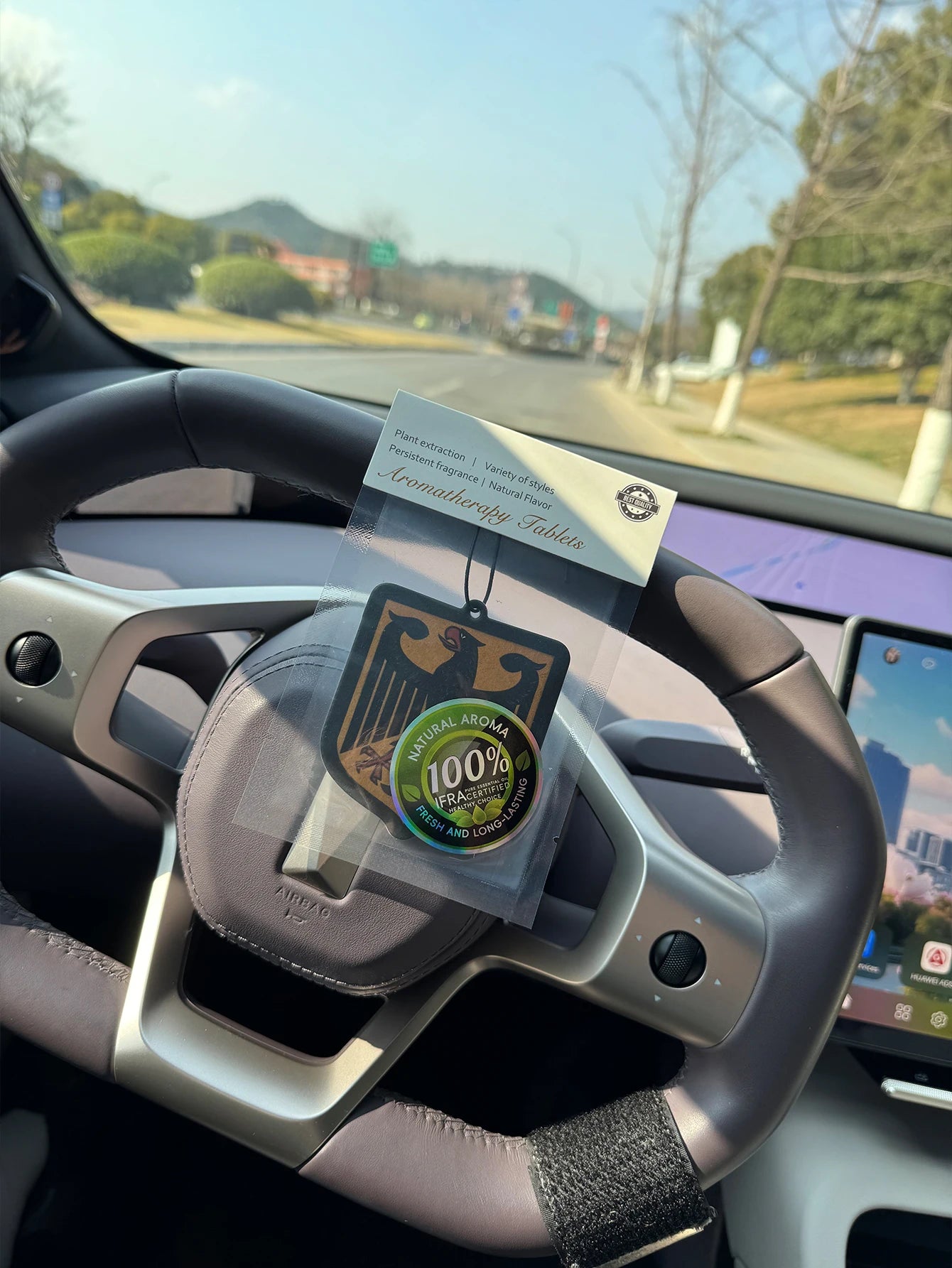 Sandalwood and Fruity Scent - Federal Eagle Design Five-Star Neutral Car Perfume and Non-Toxic Air Freshener |   Natural Essential Oils and Aromatherapy Scent Tablets (Noroili/Grapefruit/Cedar) |   Hanging Type and Dual-Purpo
