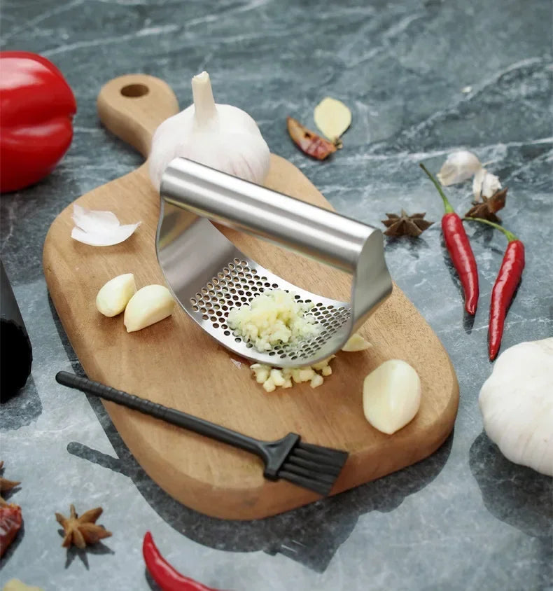 Upgraded Stainless Steel Garlic Press Squeezer Manual Garlic Ginger Rocker Crusher Garlic Cutting Mince Tools Kitchen Gadgets