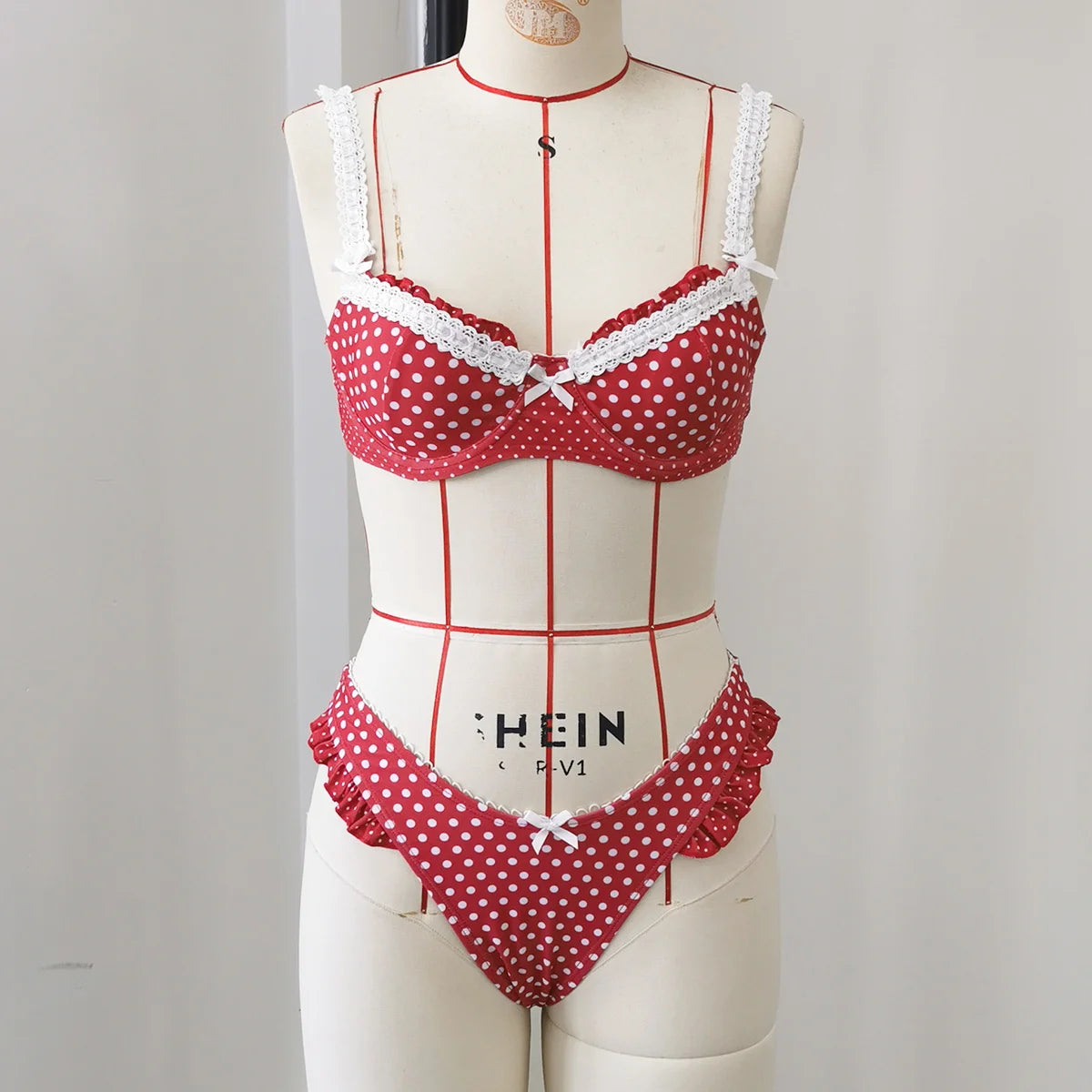 Fashion Ruffle Bikini Women Low Waist Slipt Swimsuit Lady Sexy Push Up Biquini Swimwear Female Beachwear Getways 2026 New