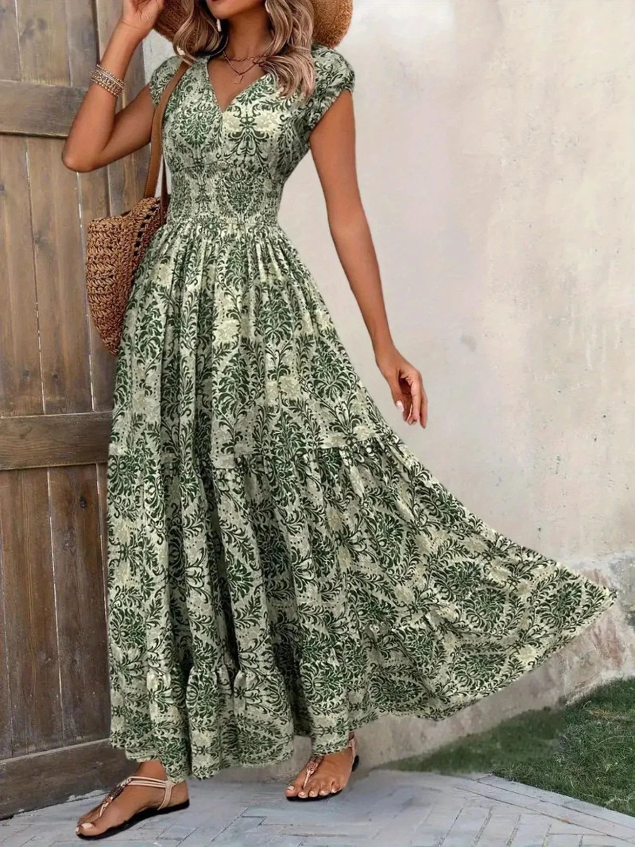 Women's Summer Retro Fashion Floral Printed Sexy V-neck Short Sleeve High Waist Medium Length Bohemian Loose Holidays Dresses
