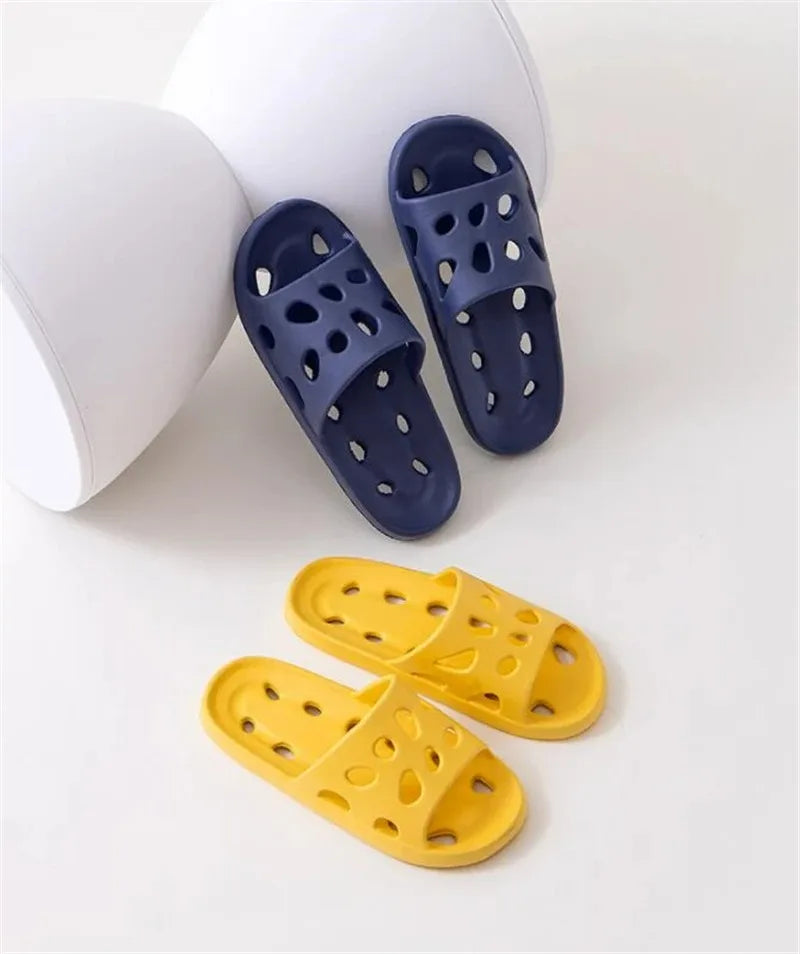 Summer Leaky Slippers Bathroom Bathing Confortable Men Women Couple Home Indoor Non-slip EVA Sandals Slippers Beach Slippers